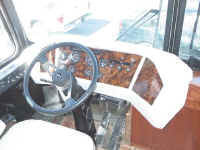 instrument panel May03.jpg (45185 bytes)